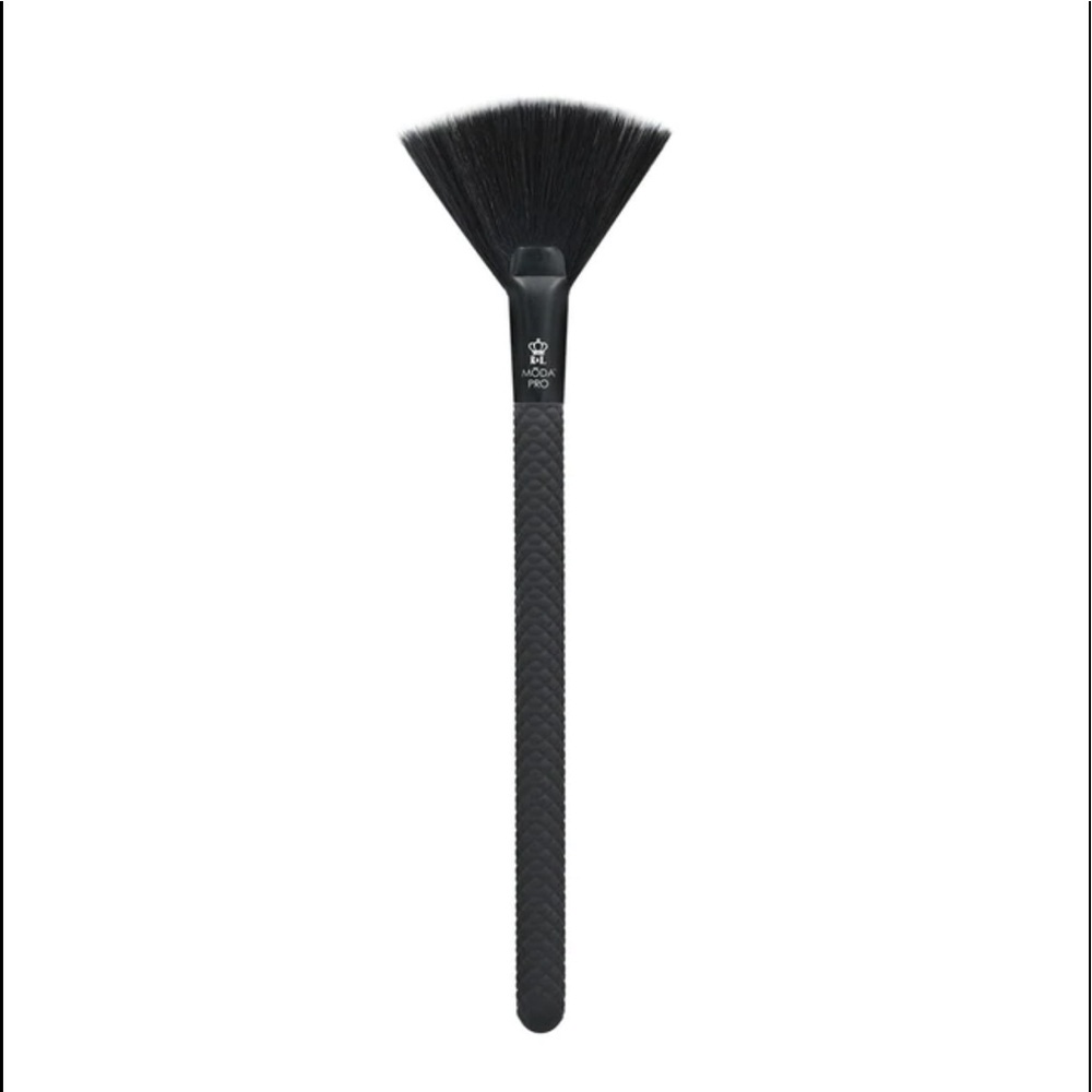 MODA PRO HIGHLIGHT BRUSH